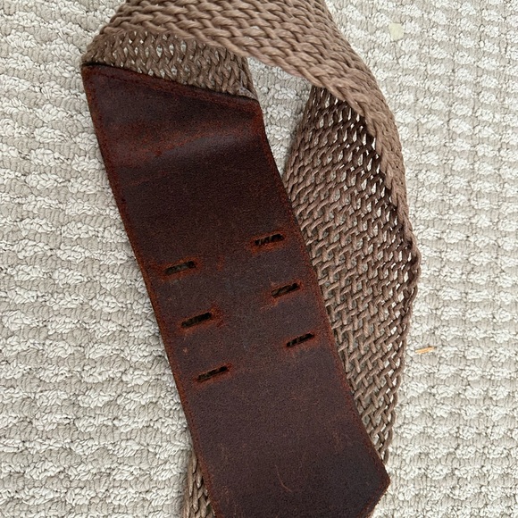 Vintage leather waist belt - Picture 6 of 6